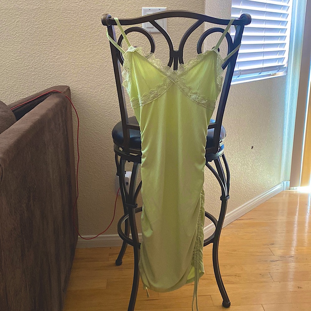 Romwe drawstring dress. Size medium. Green.